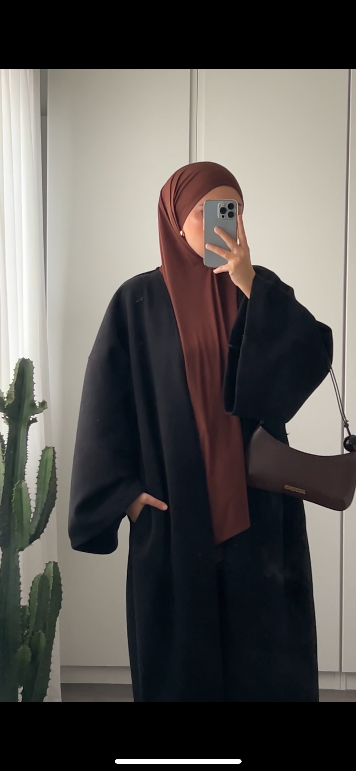 Mantel - Black