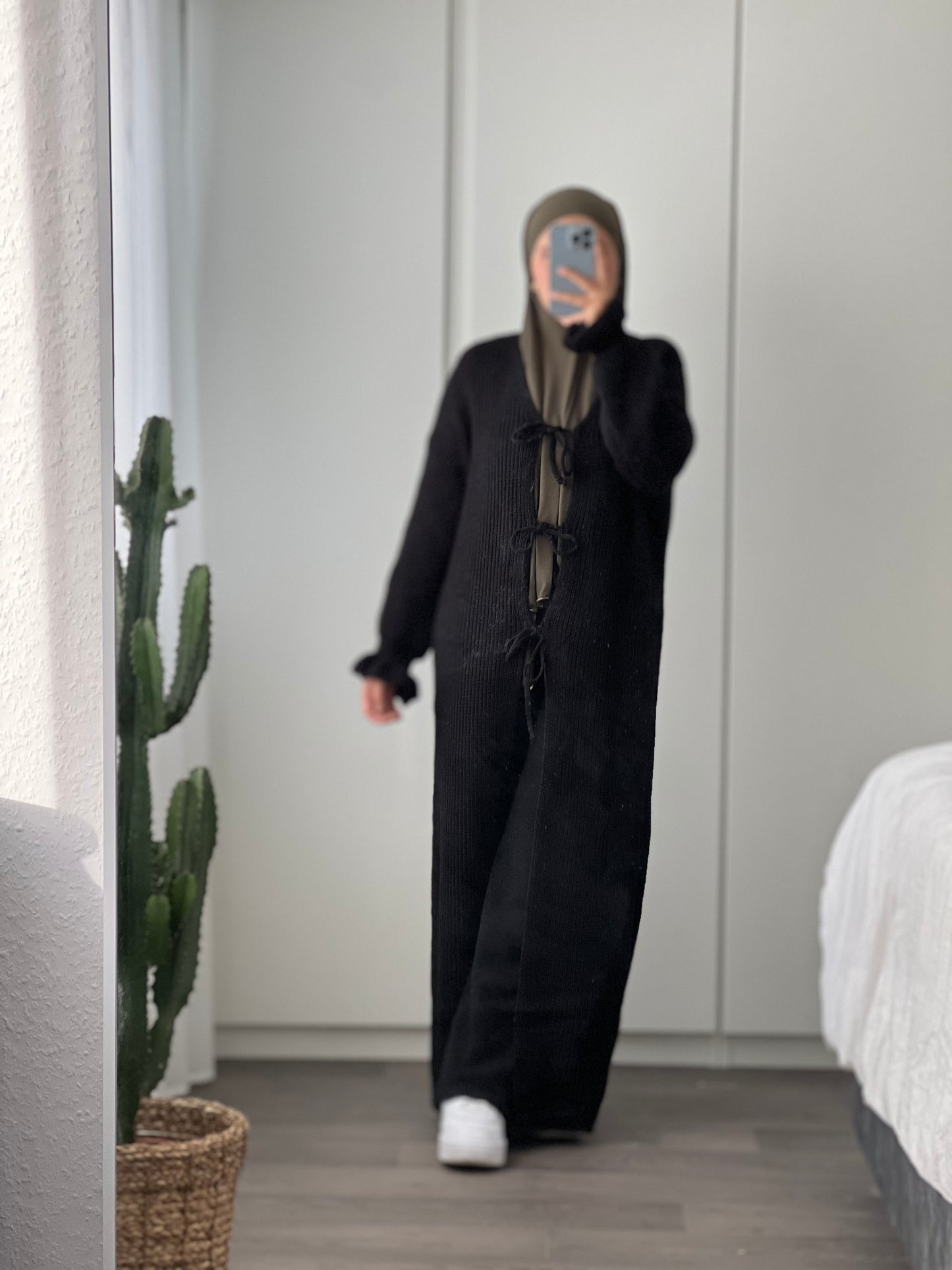 Cardigan - Black