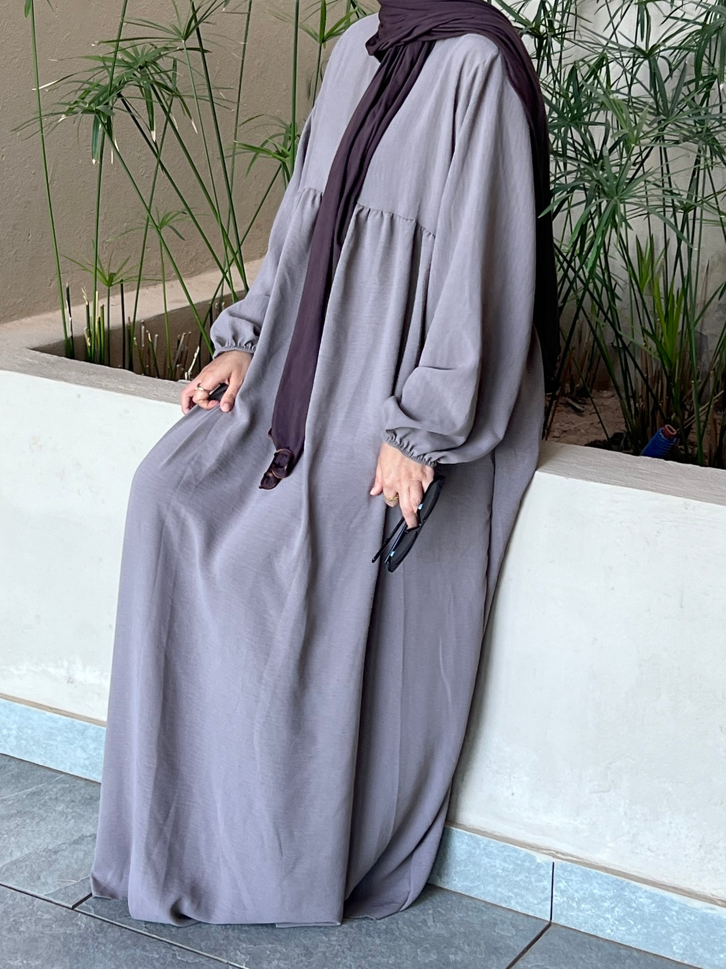 Classic Abaya - Taupe
